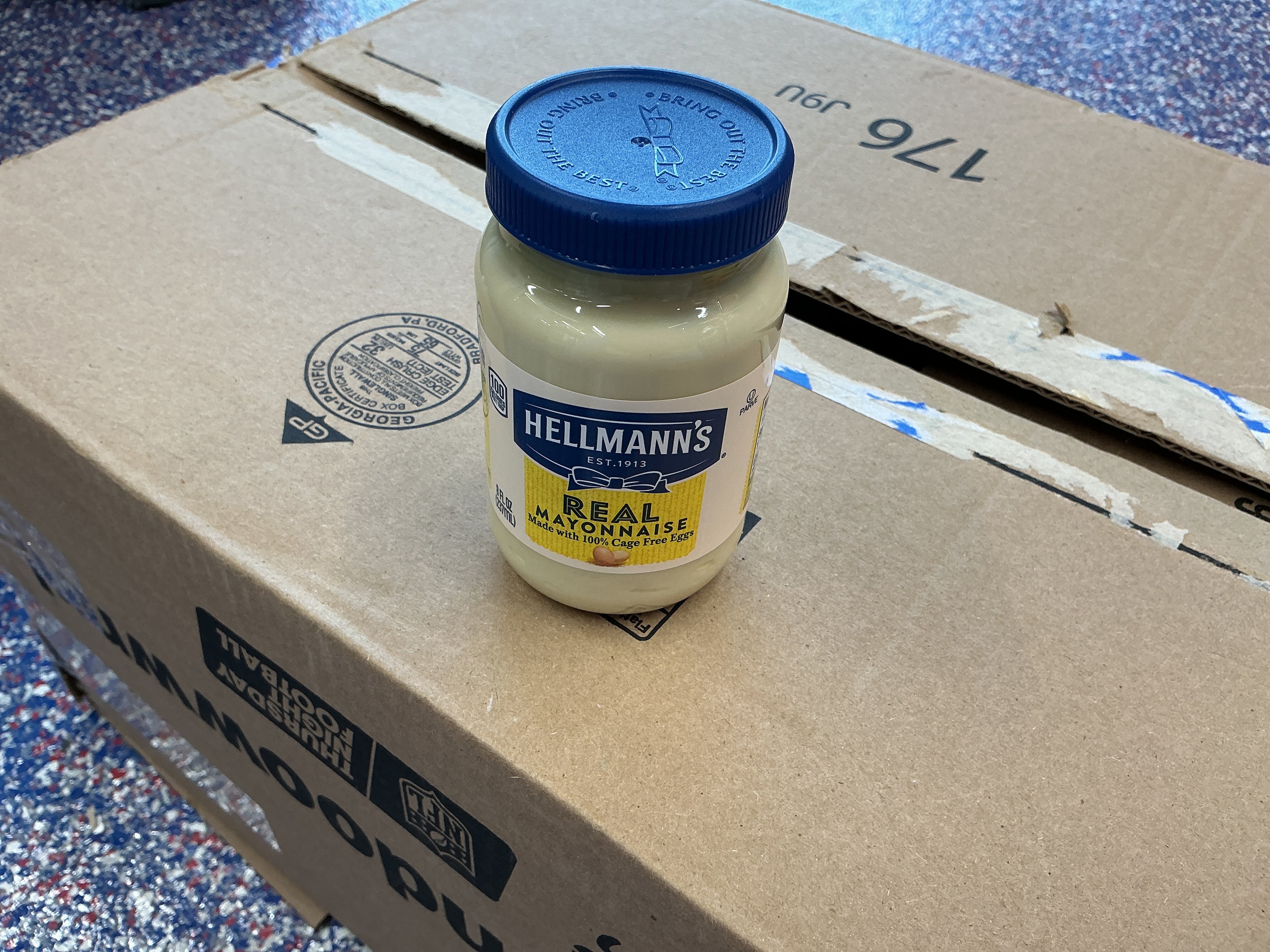 Hellman’s mayo 8oz