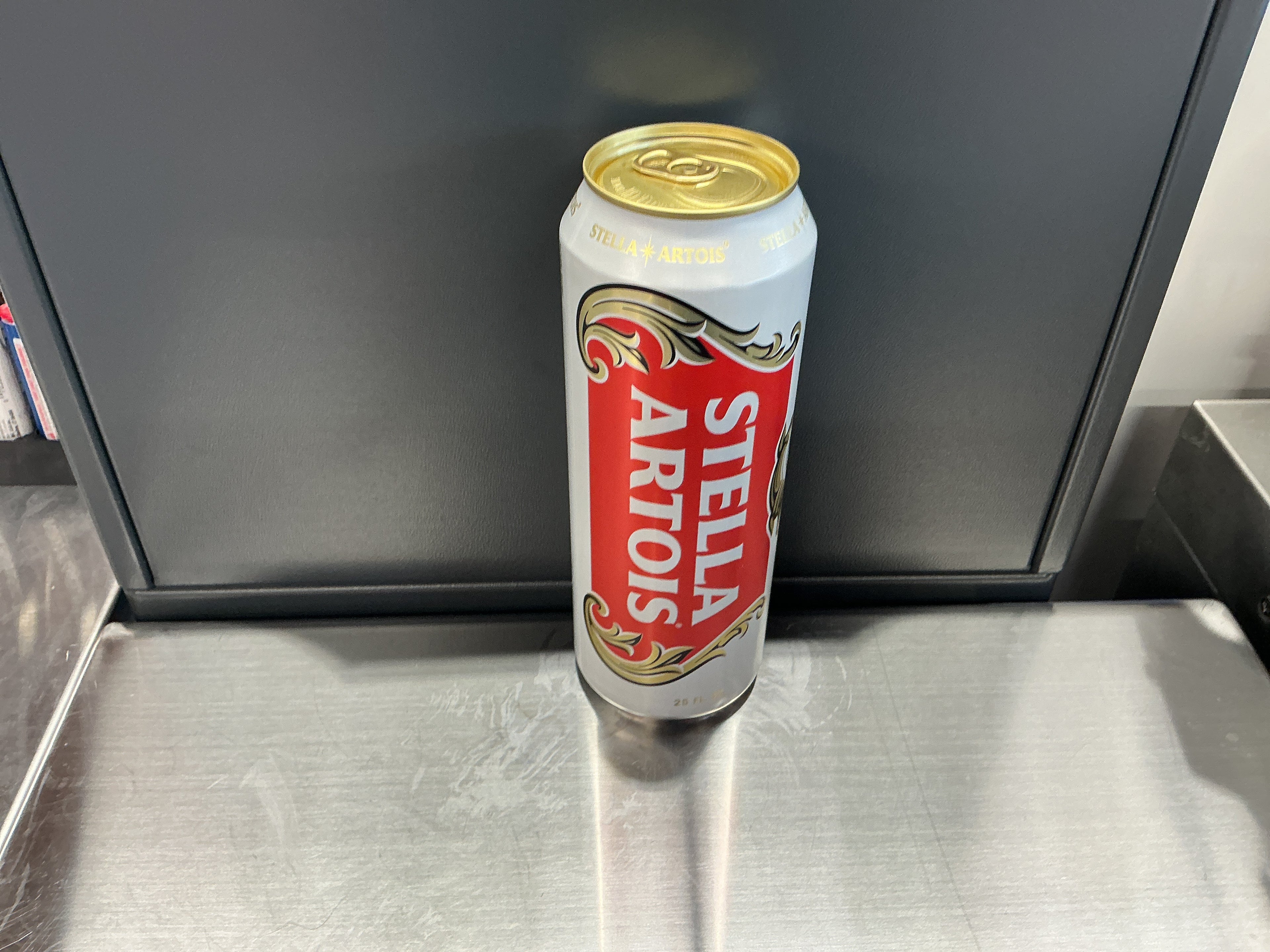 Stella Artois 25oz
