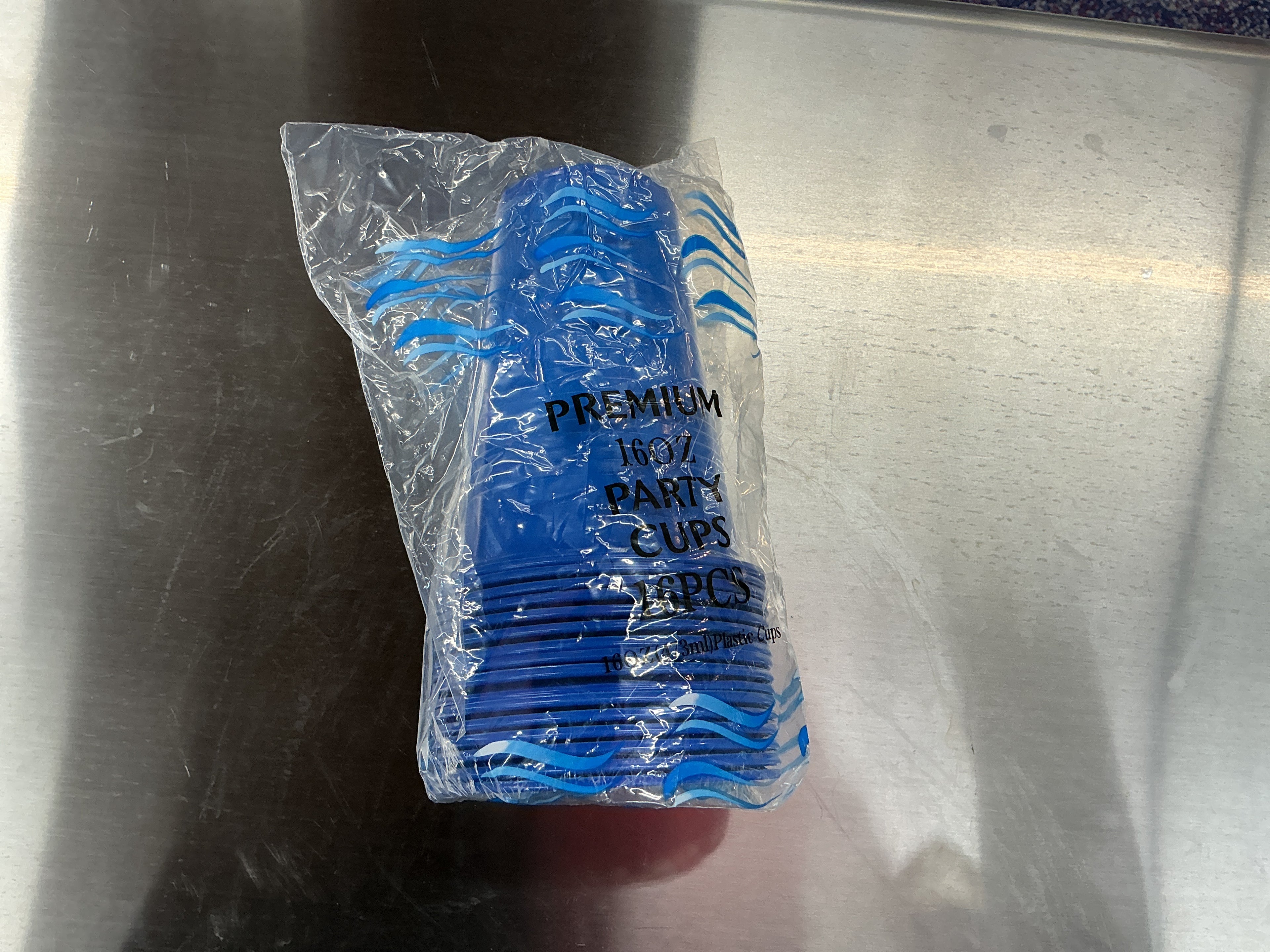 Plastic cup blue 16z 16ct /48