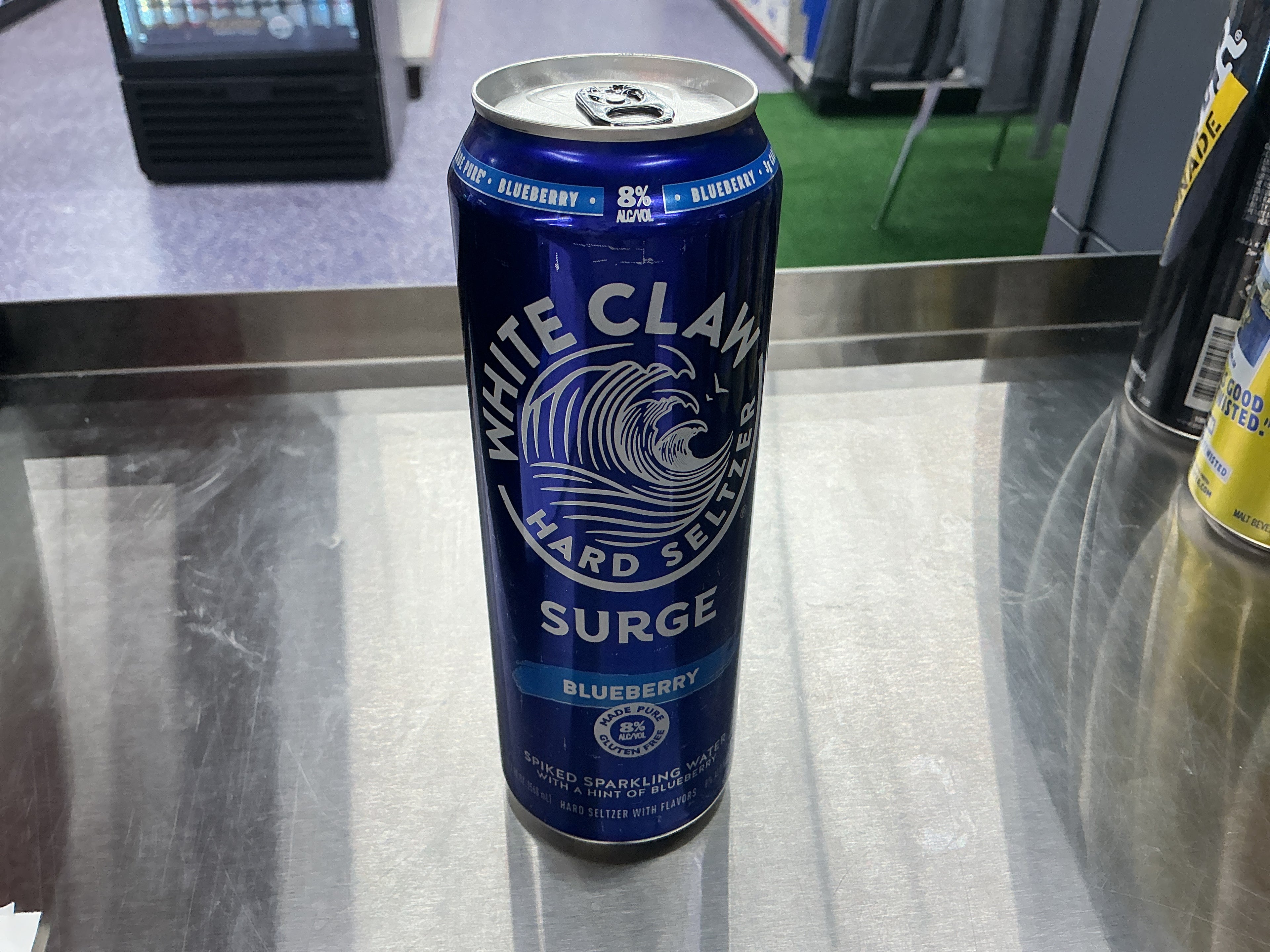 White claw Surge Blueberry 19oz