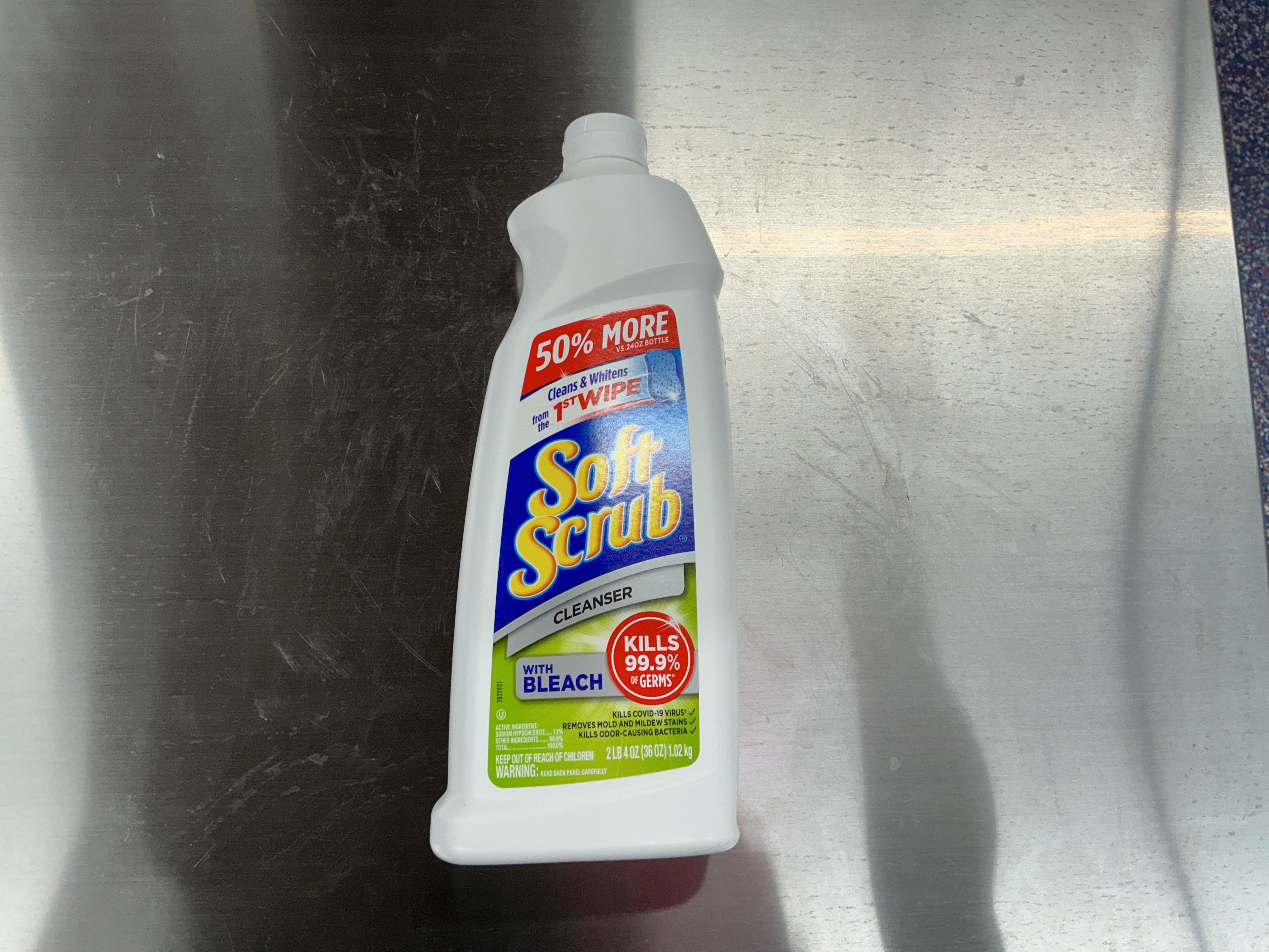 Soft scrub bleach cleanser
