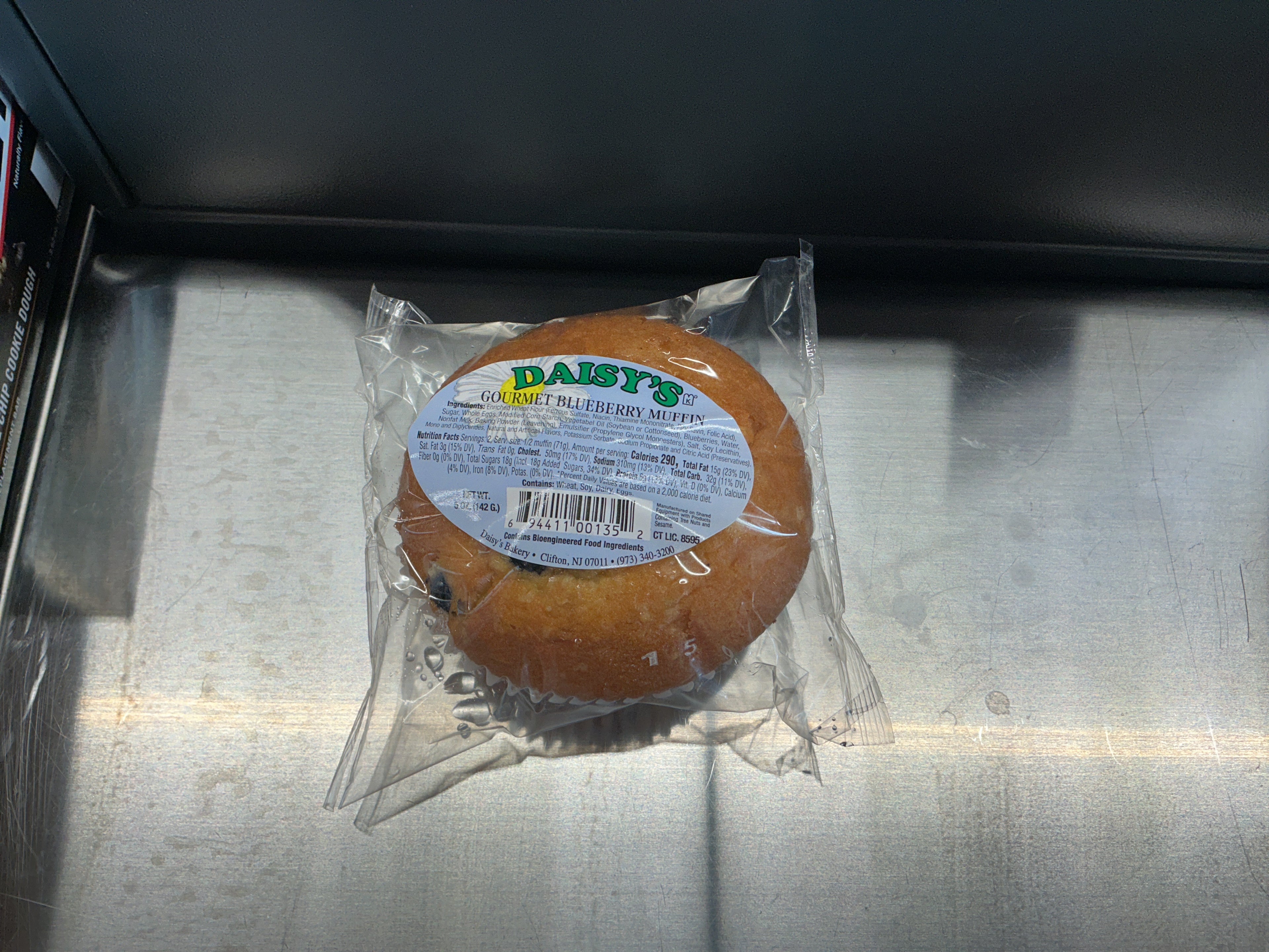 Daisys Gourmet Blueberry Muffin