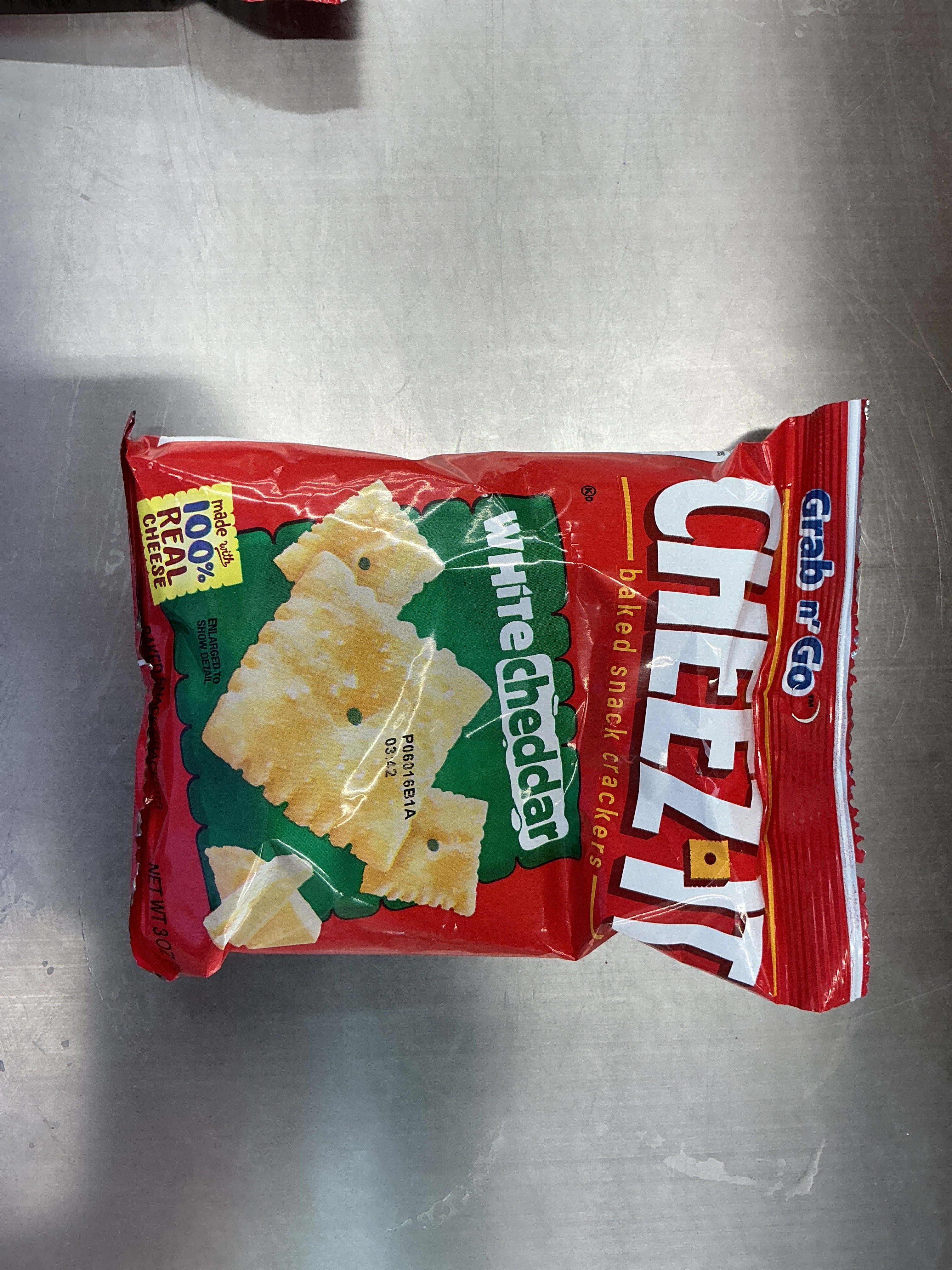 Cheez-it white cheddar