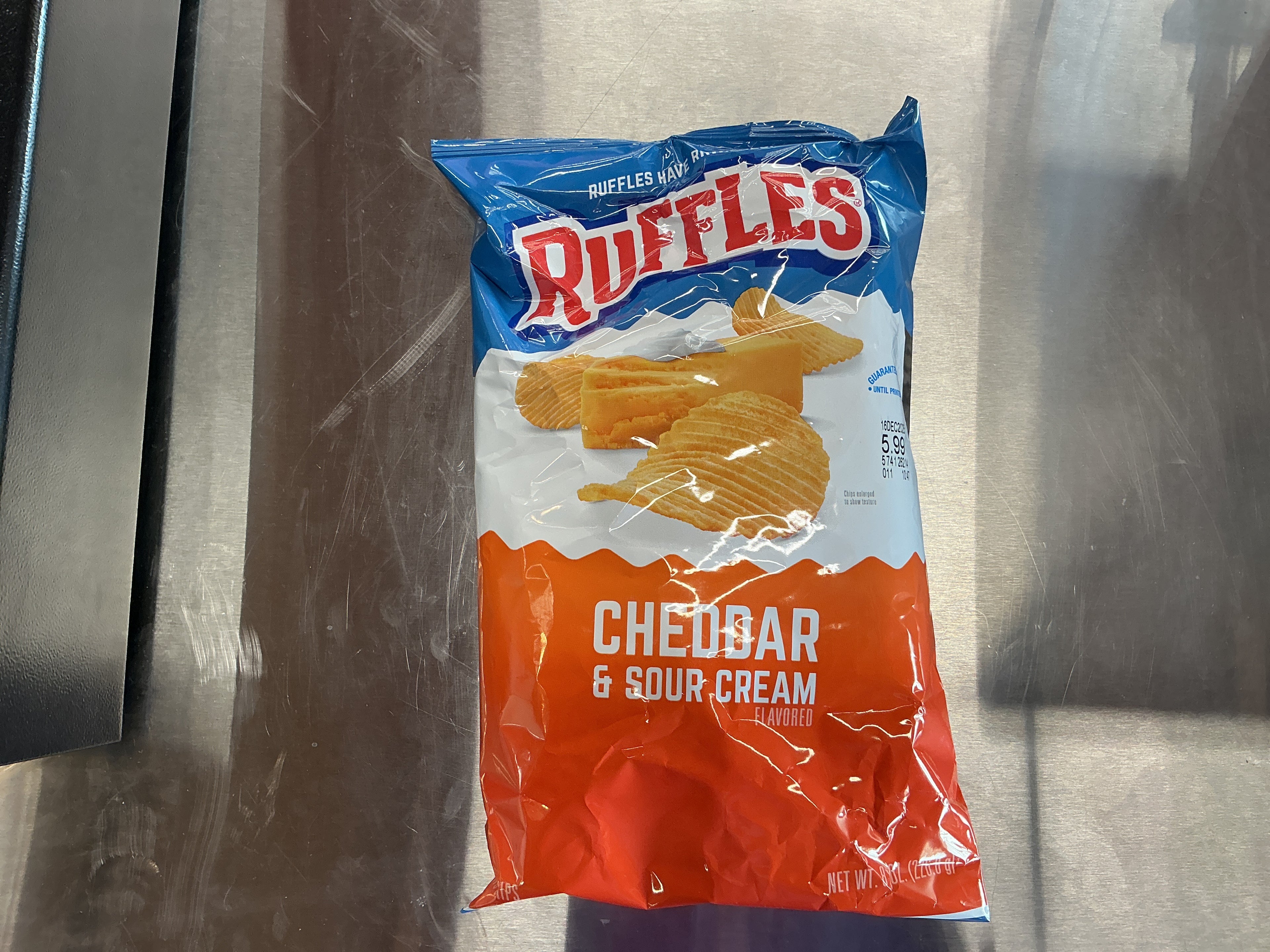 Ruffle’sCheddar & Sour Cream 8oz
