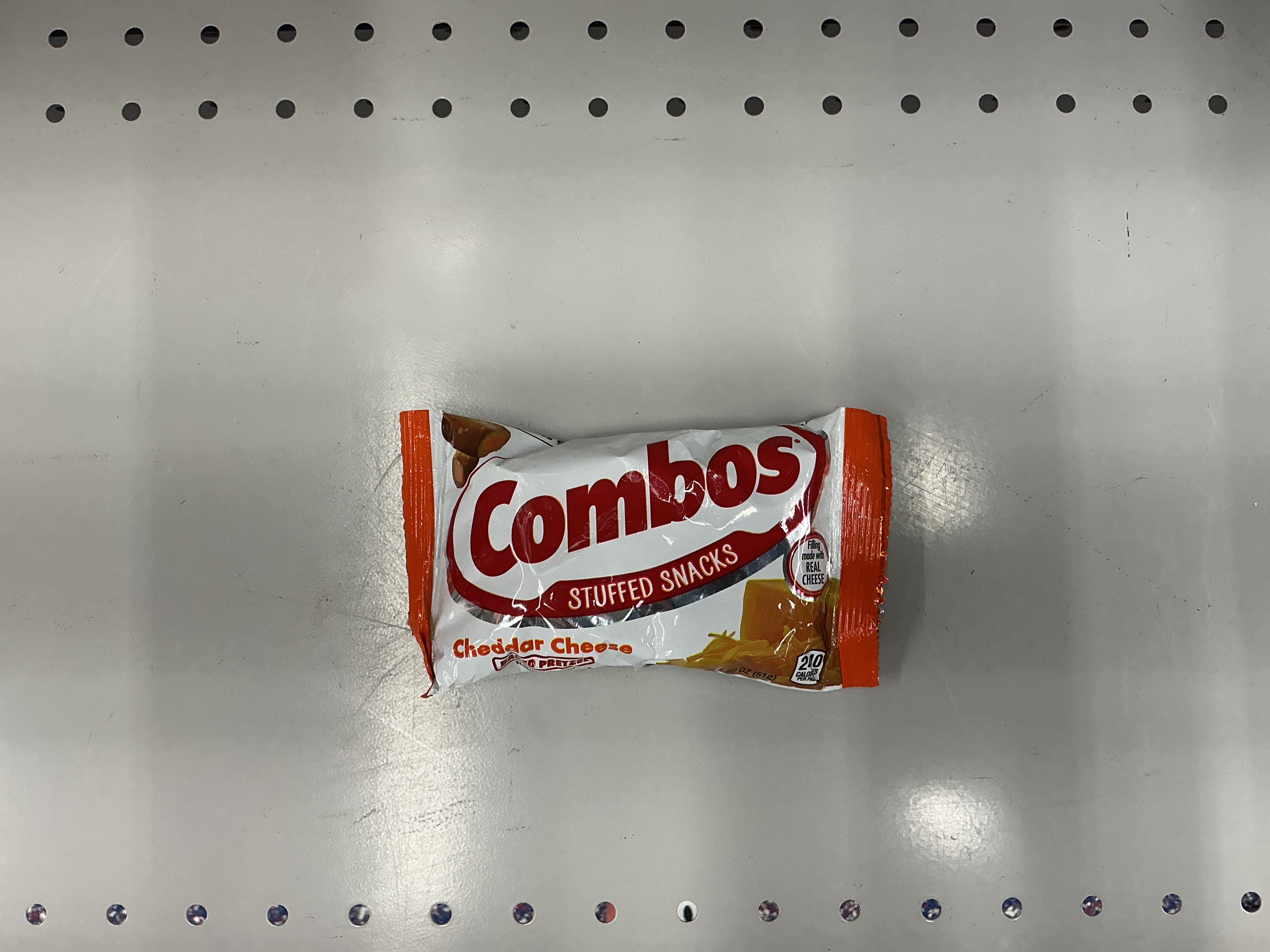 Combo Cheddar Pretzel