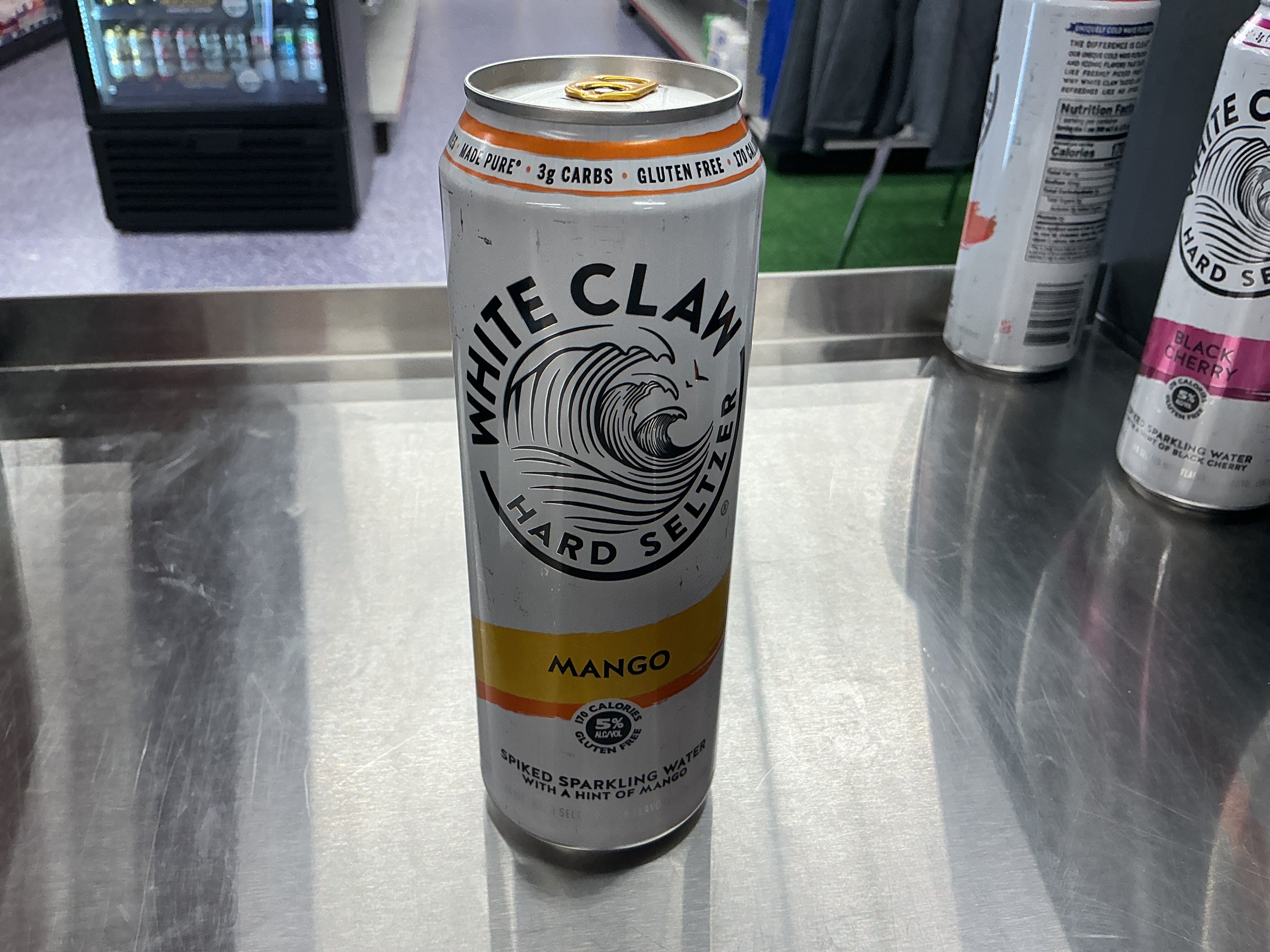 White claw Mango 19oz