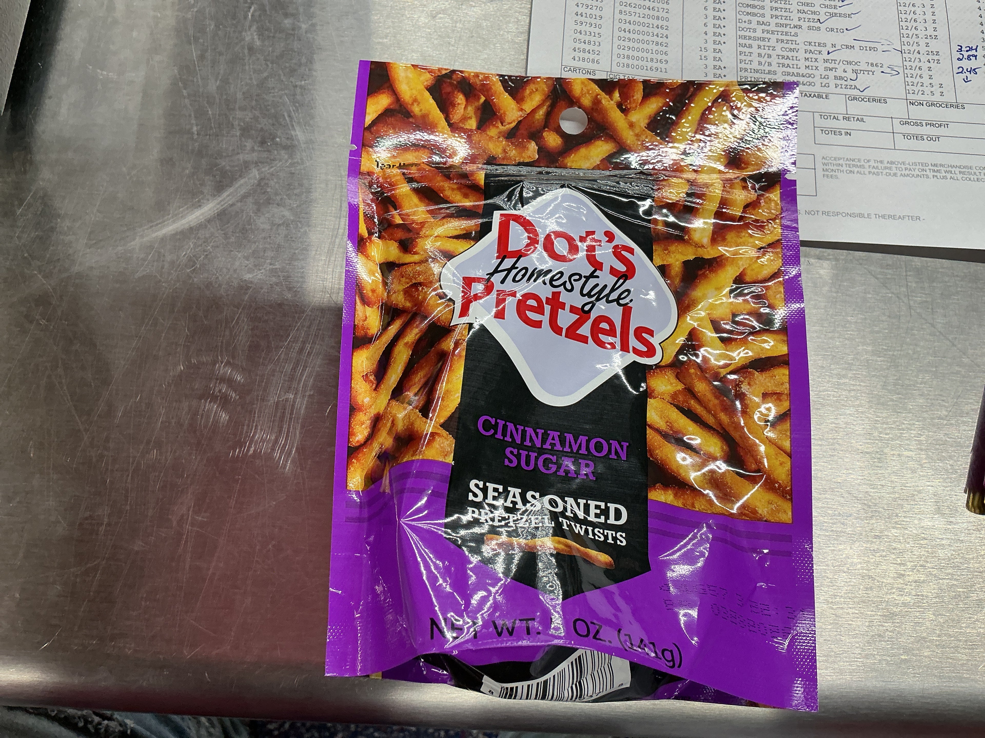 Dots pretzels Cinn/Sgr