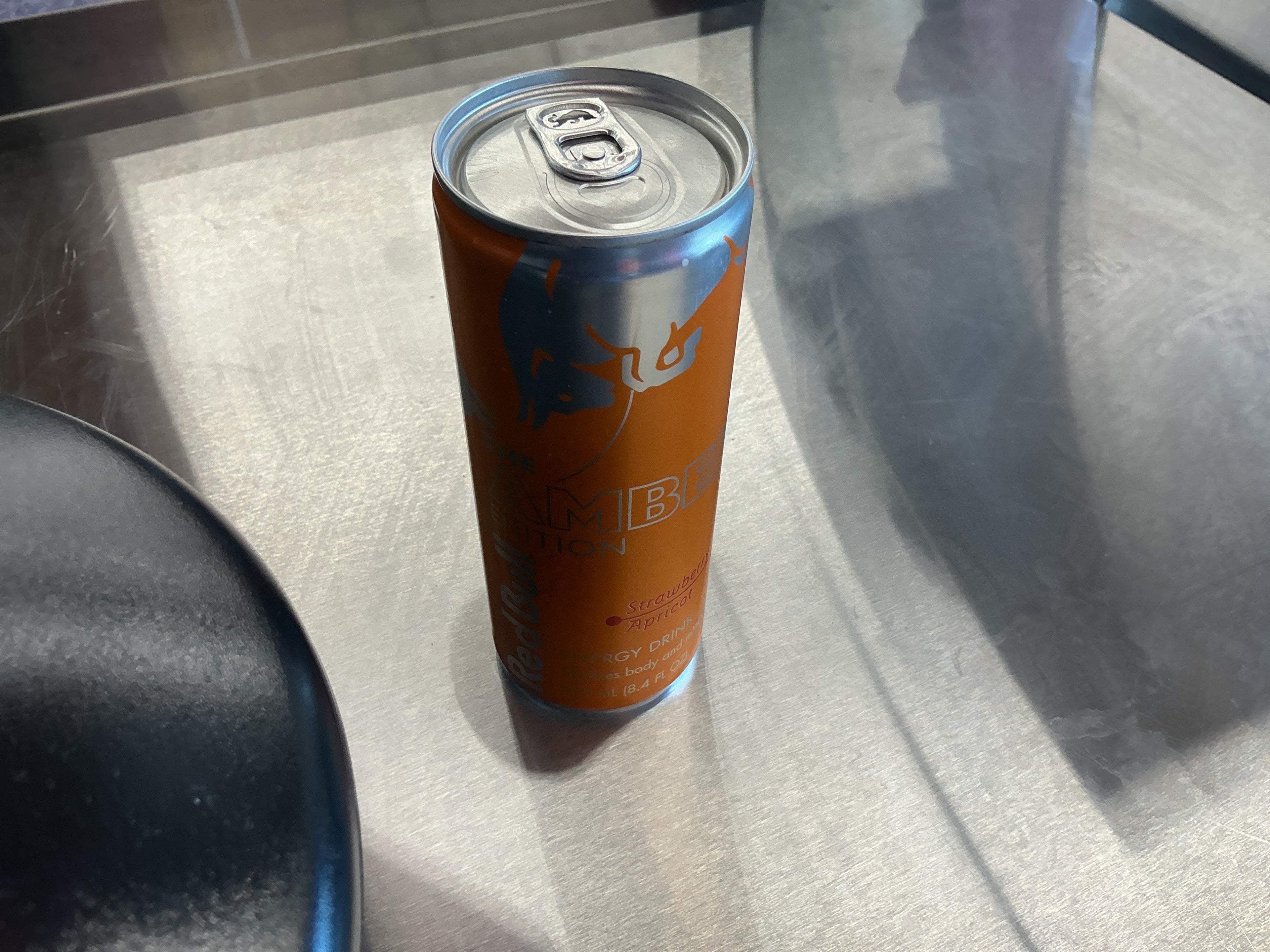 Red Bull Amber Edition Strawberry Apricot 8.4oz