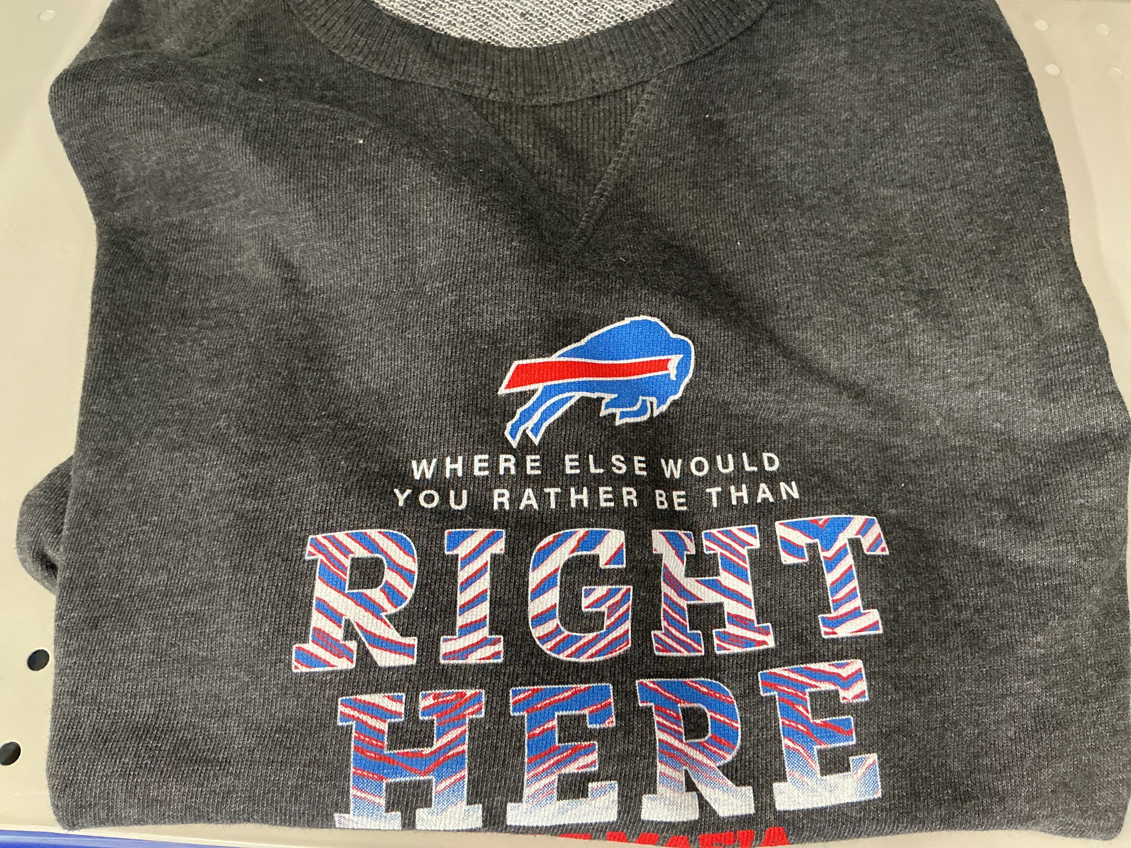 Bill Right here long sleeve