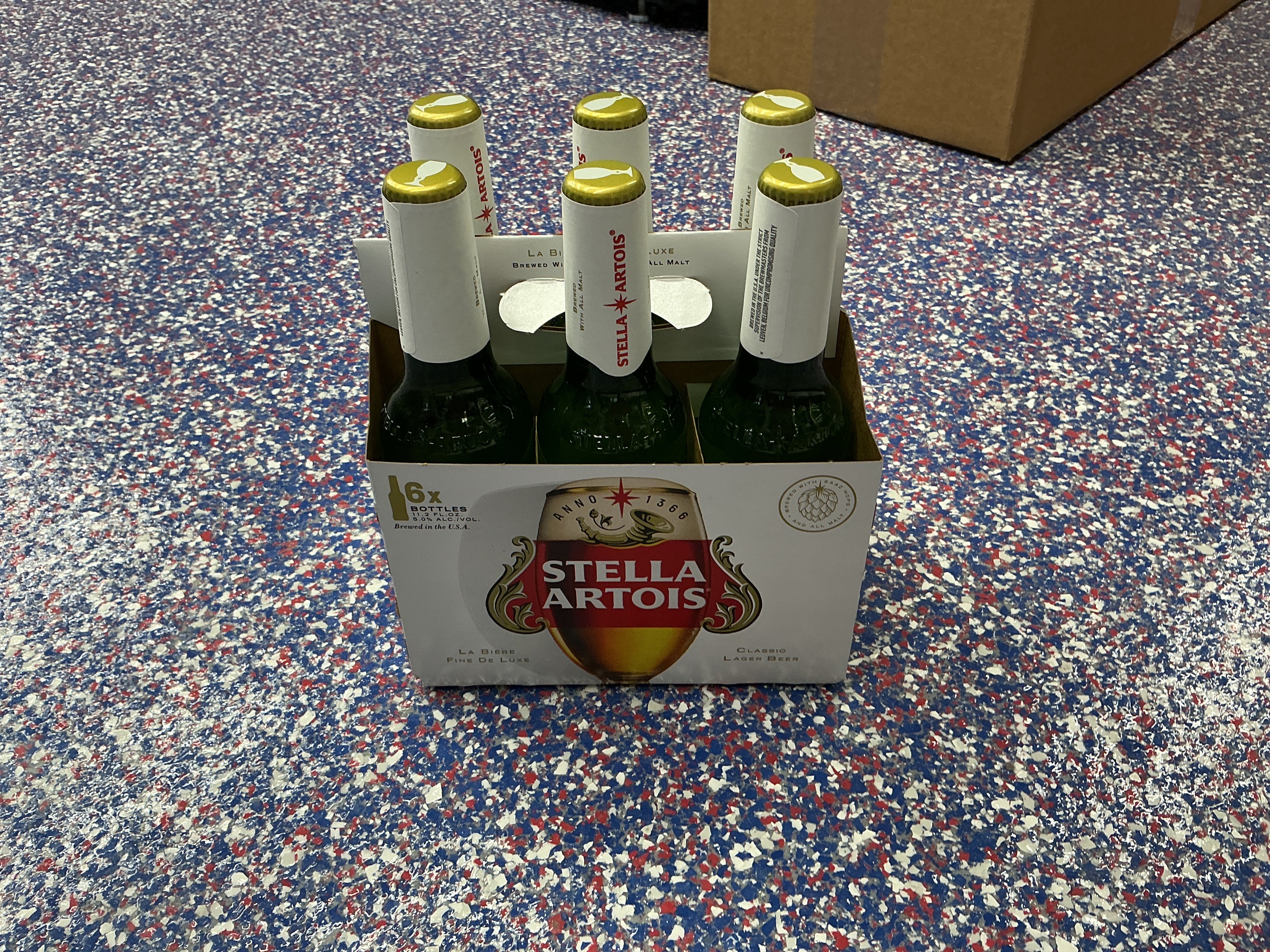 Stella 4/6 11.2oz glass