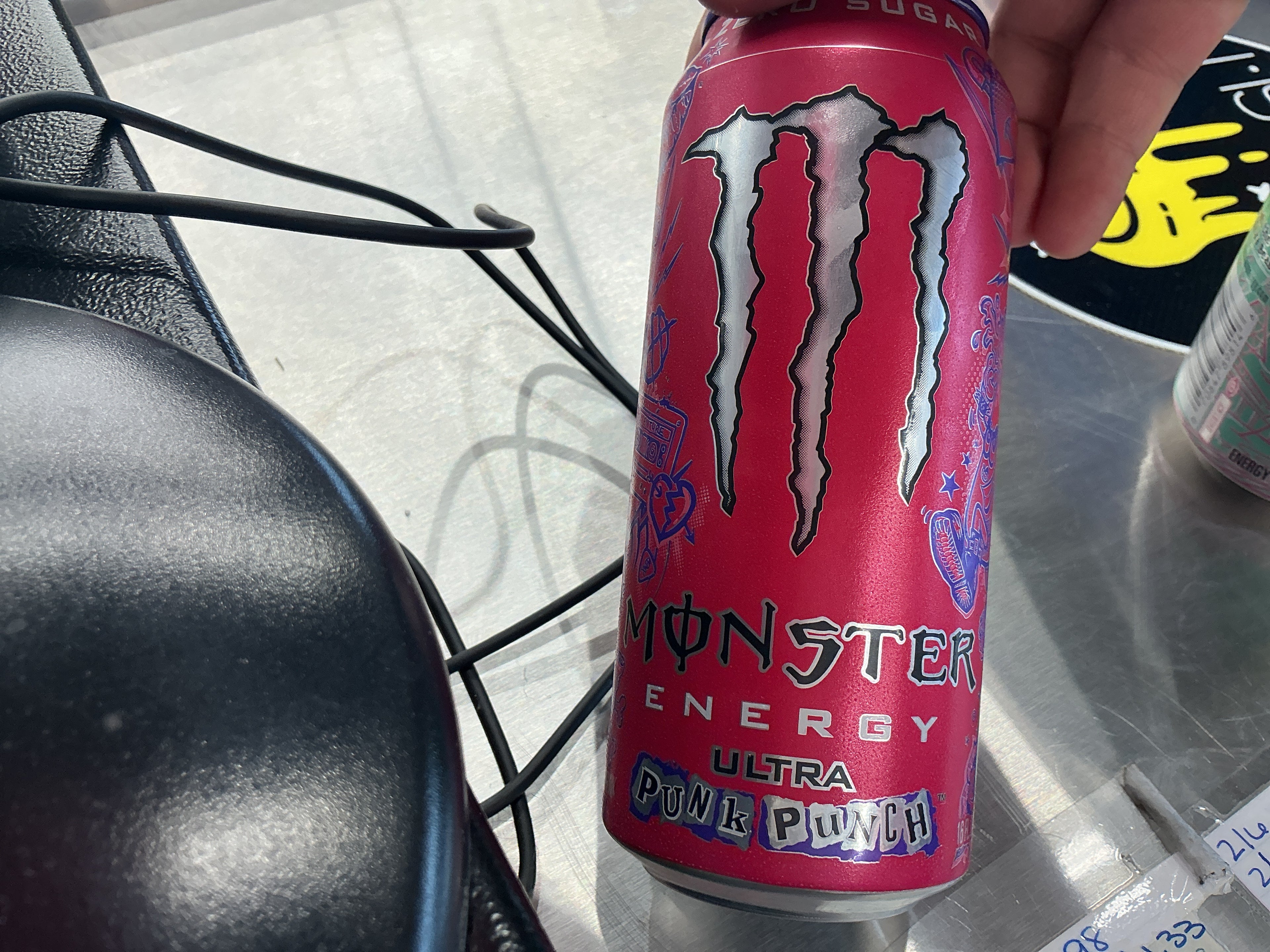 Monster Ultra Punk Punch