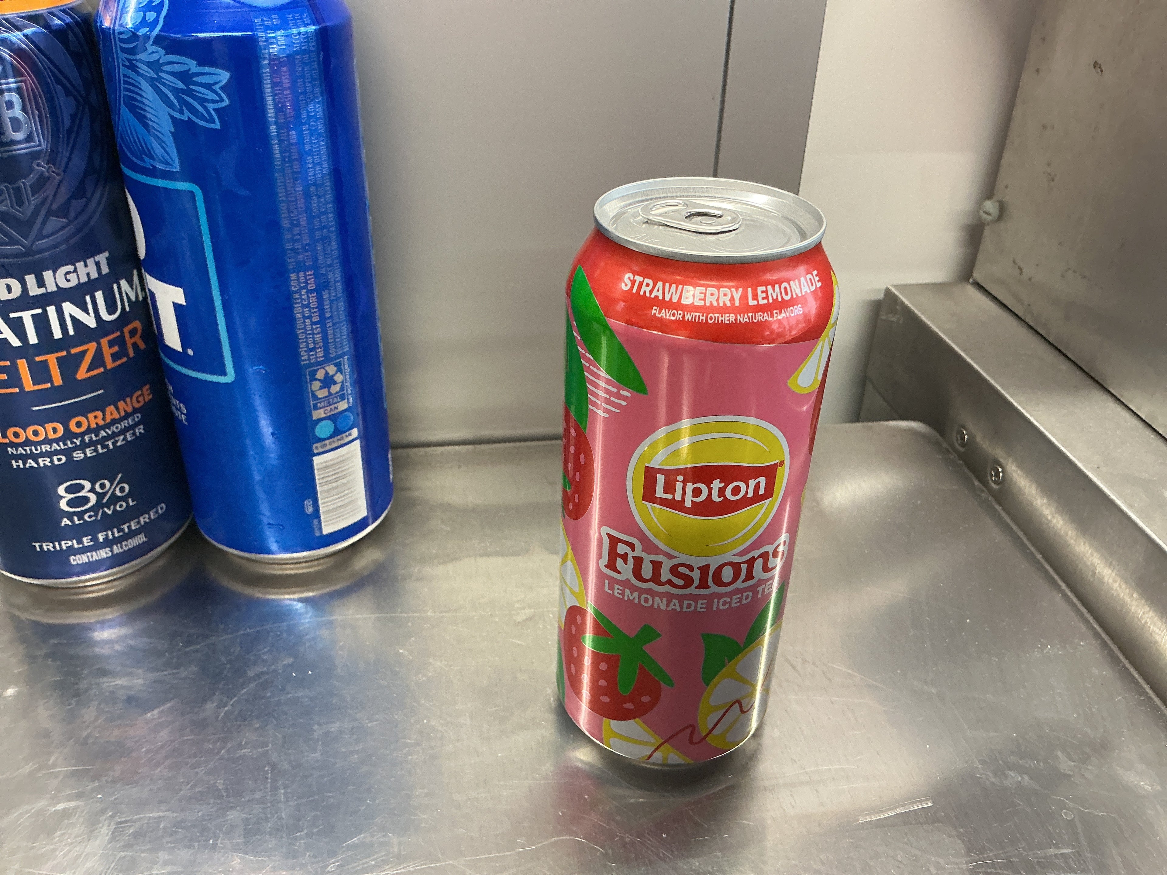Lipton Fusions lemonade iced tea strawberry lemonade 16oz