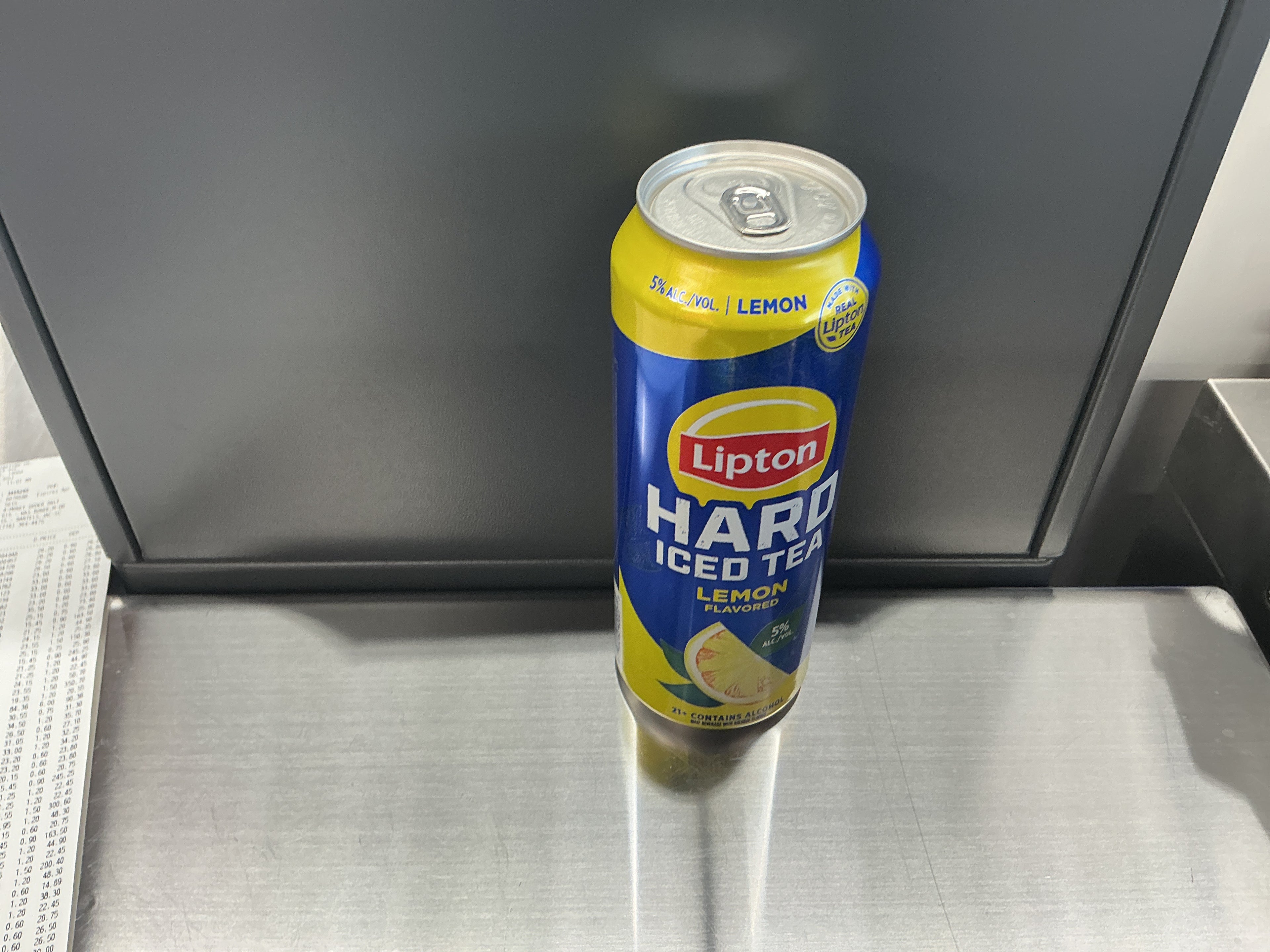 Lipton Hard Iced Tea lemon 24oz