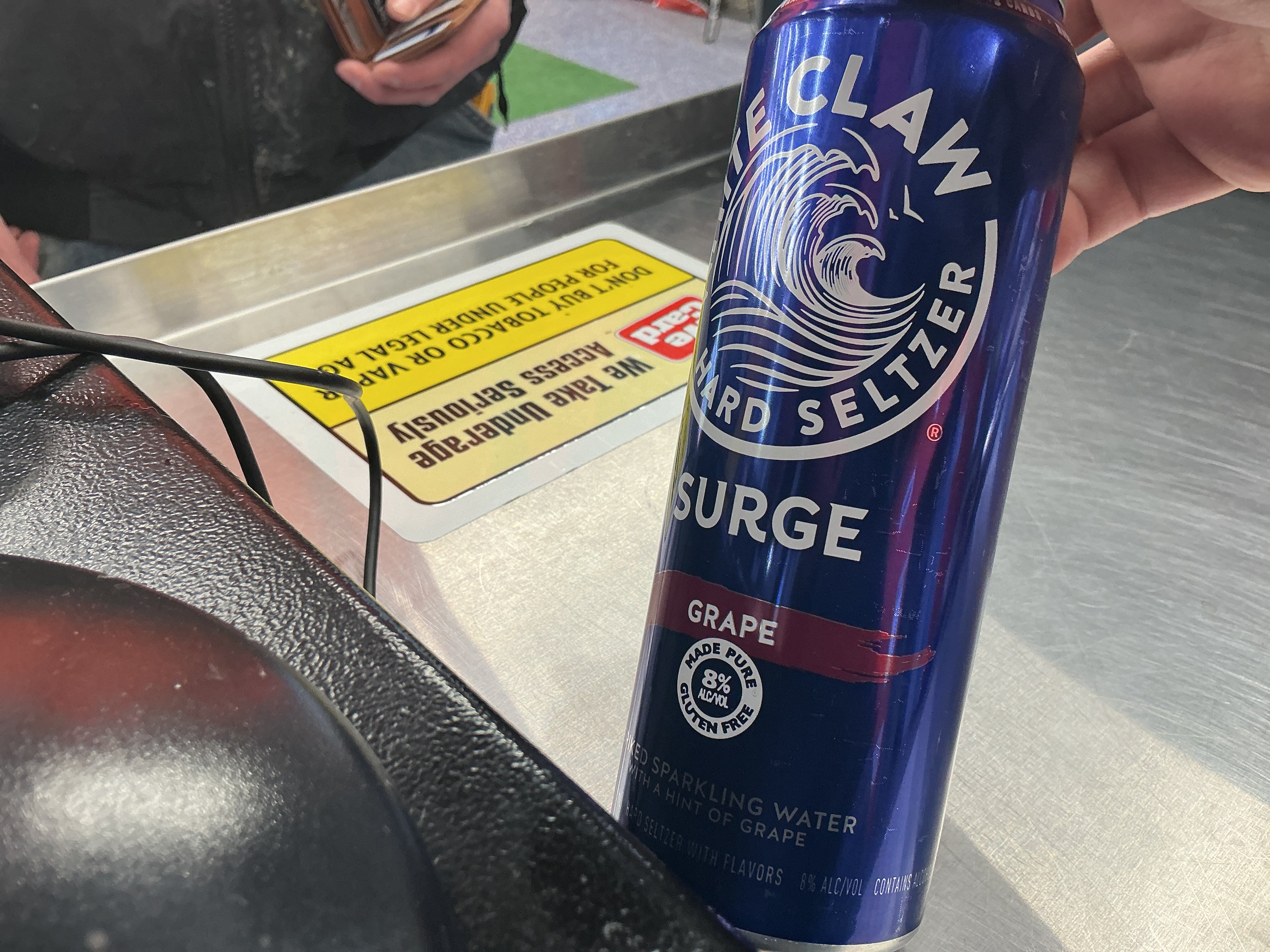 White Claw Surge Grape