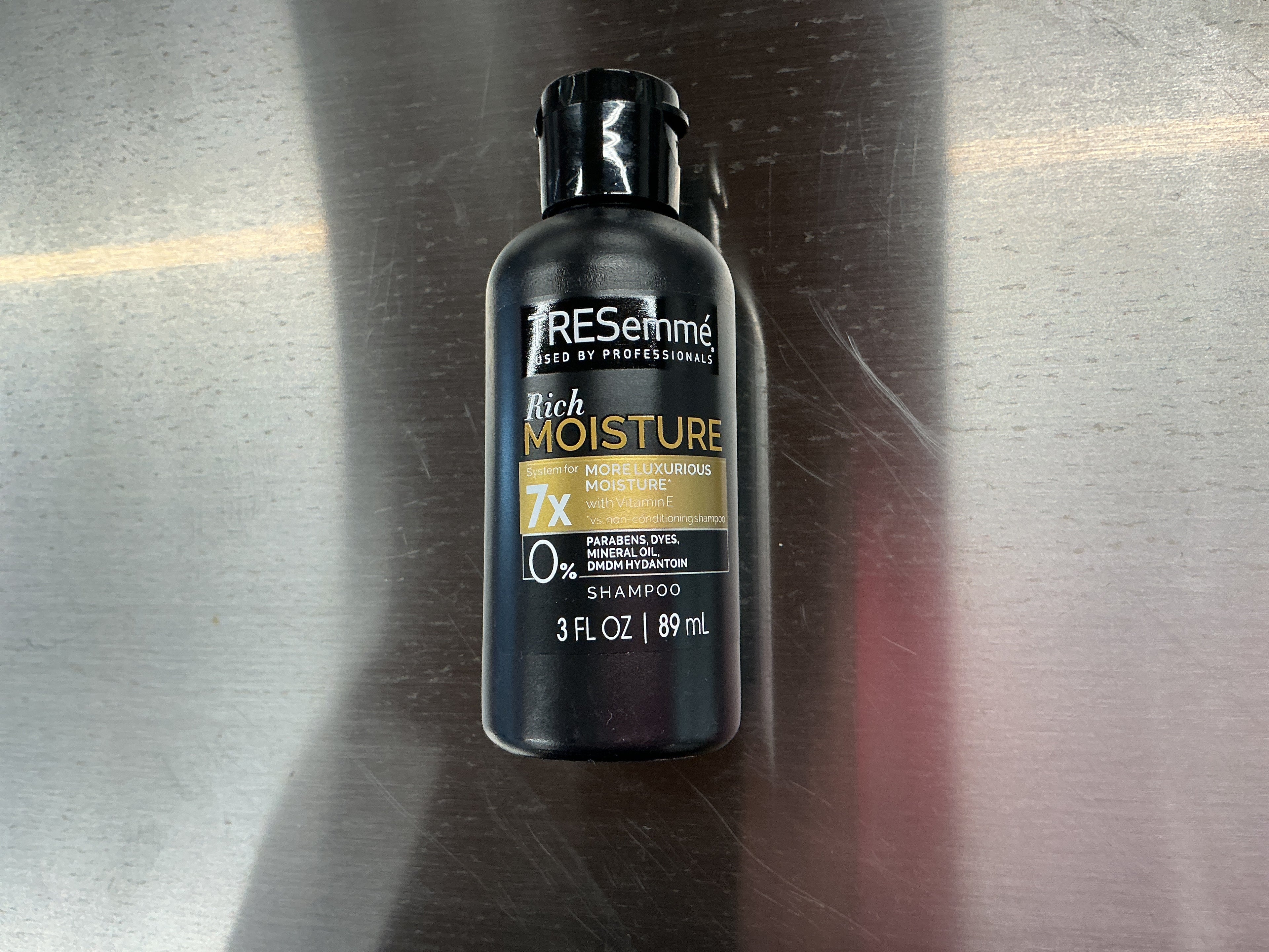 Tresemme moisture shampoo 3z