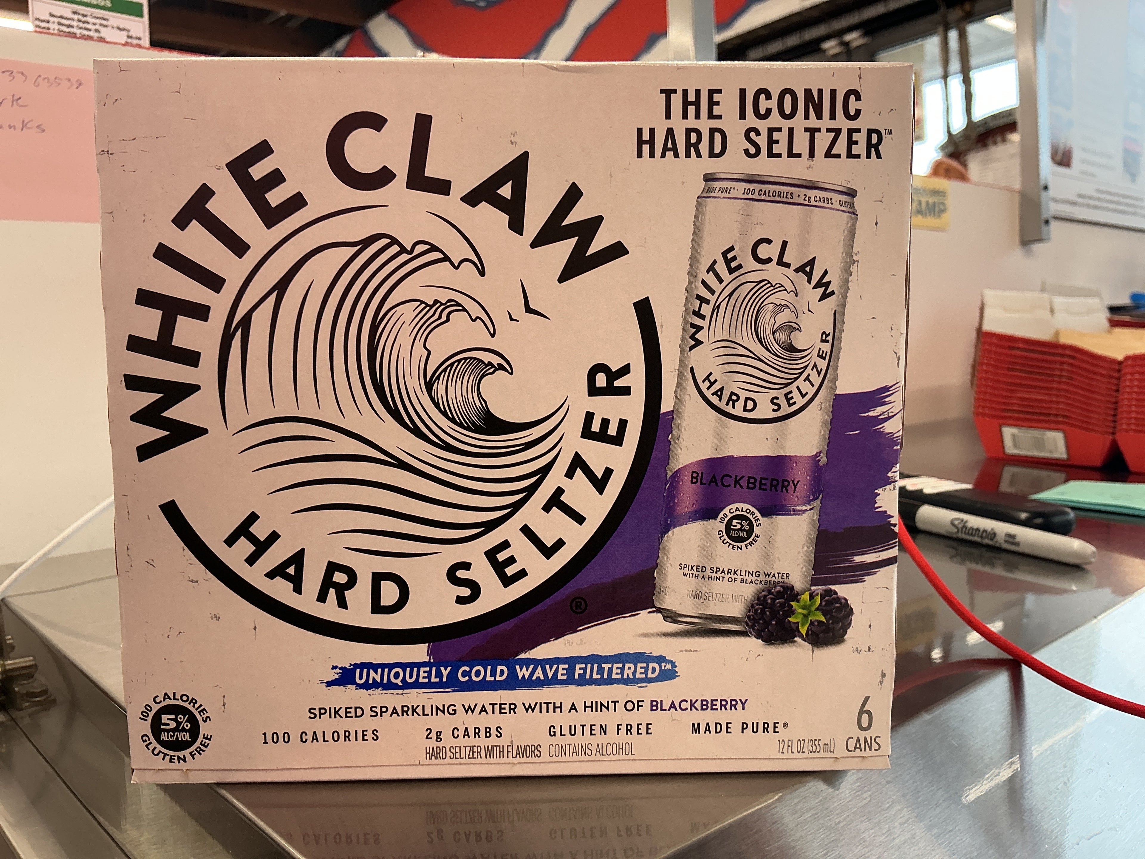White claw blackberry 12oz