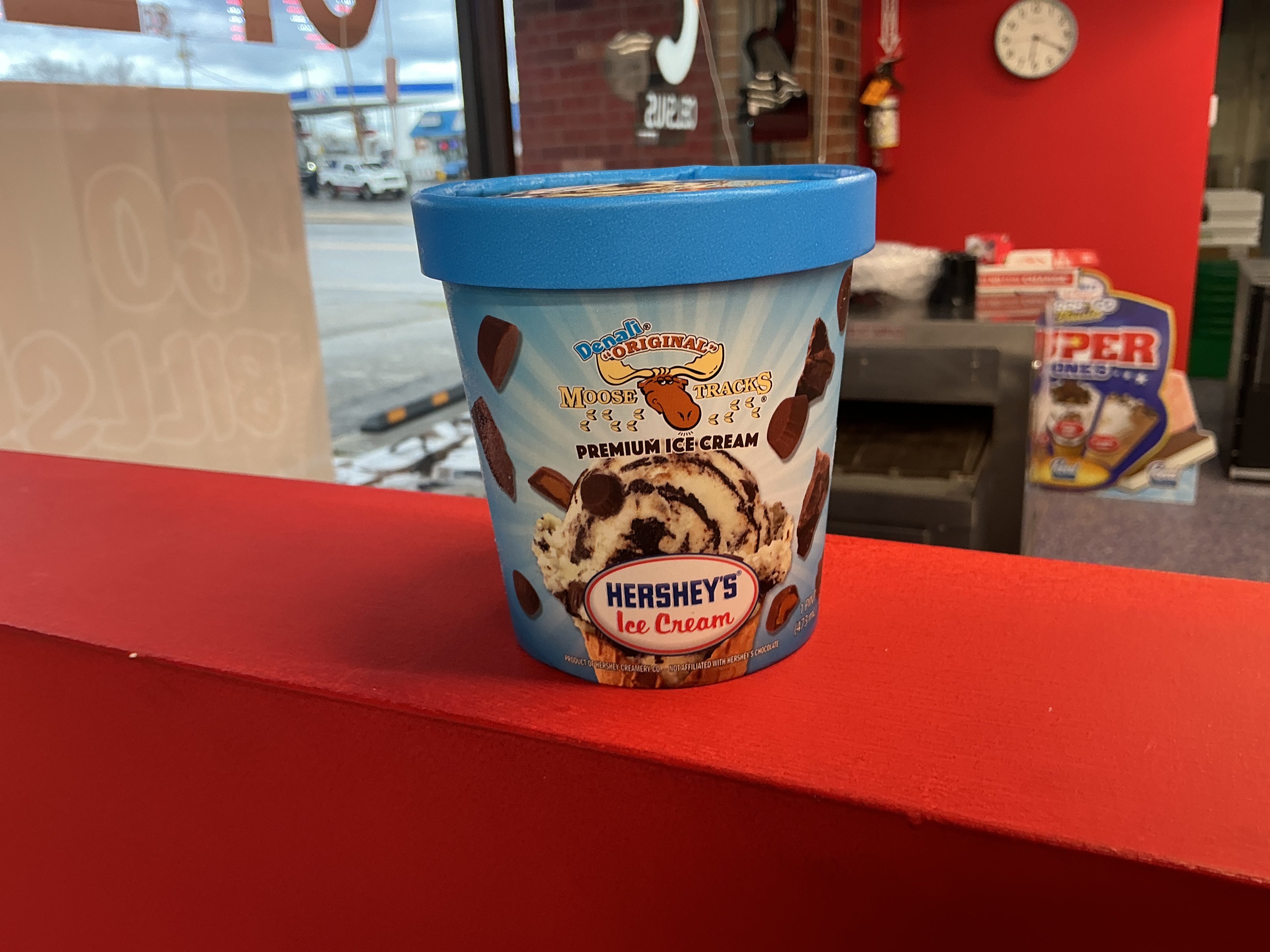 Moose Tracks Pint